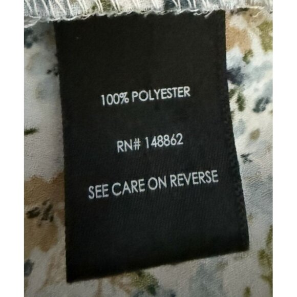 Torrid Harper Floral Blouse Womens Size 5 Lightweight V-Neck Flowy Plus Size EUC - Picture 6 of 8